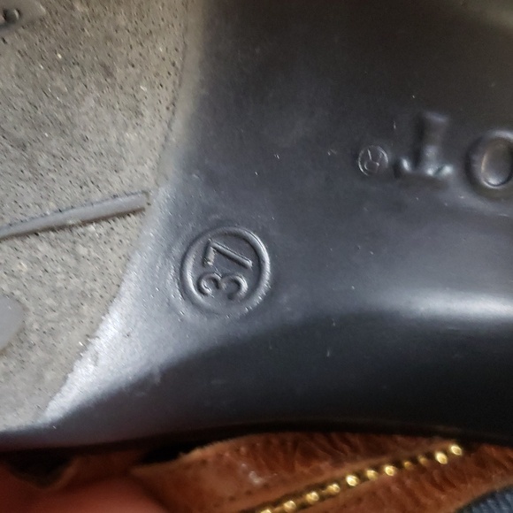 Naot size 37 women's 6-6.5 - Picture 8 of 8